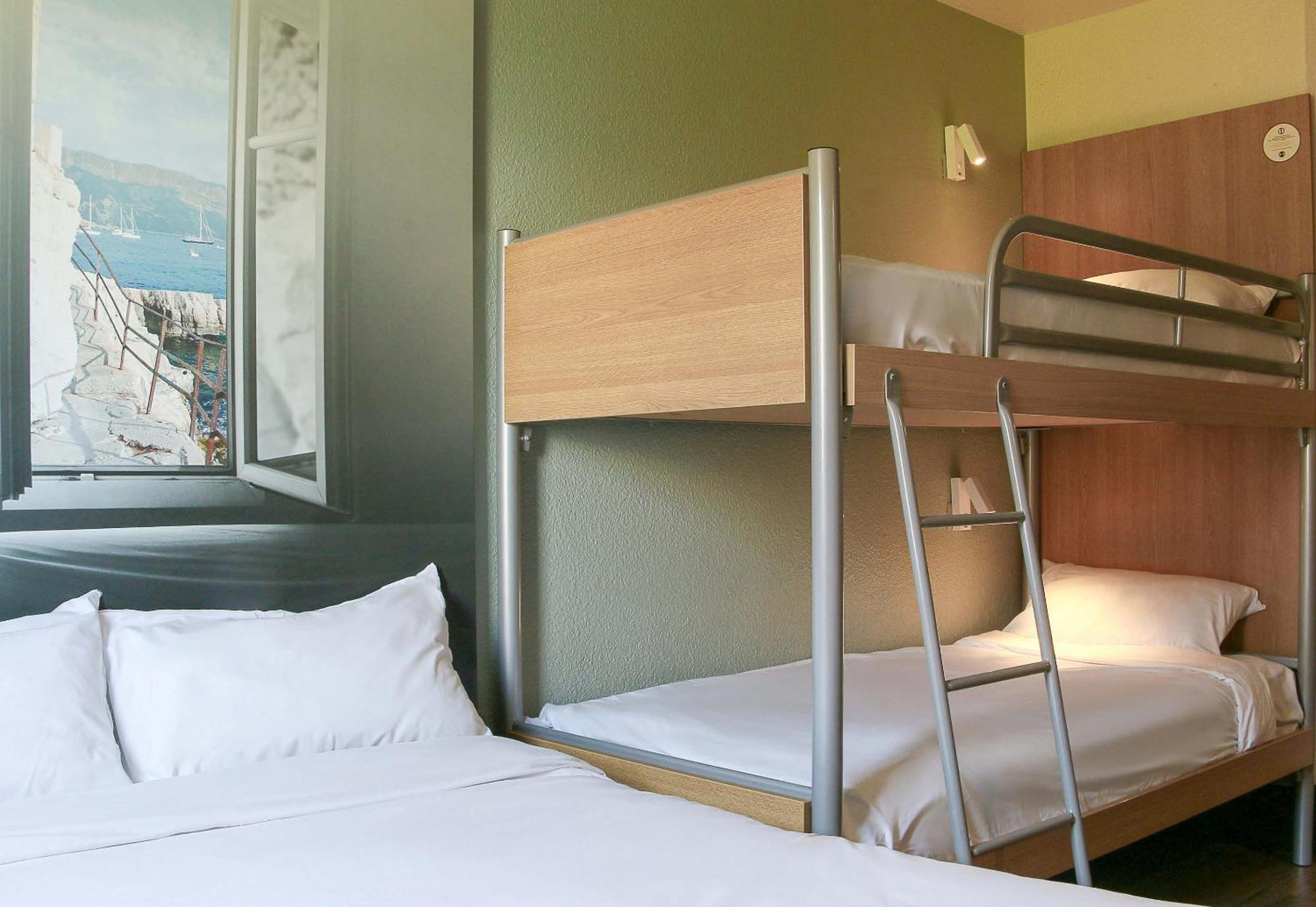 B&B Hotel Marseille Estaque Bagian luar foto