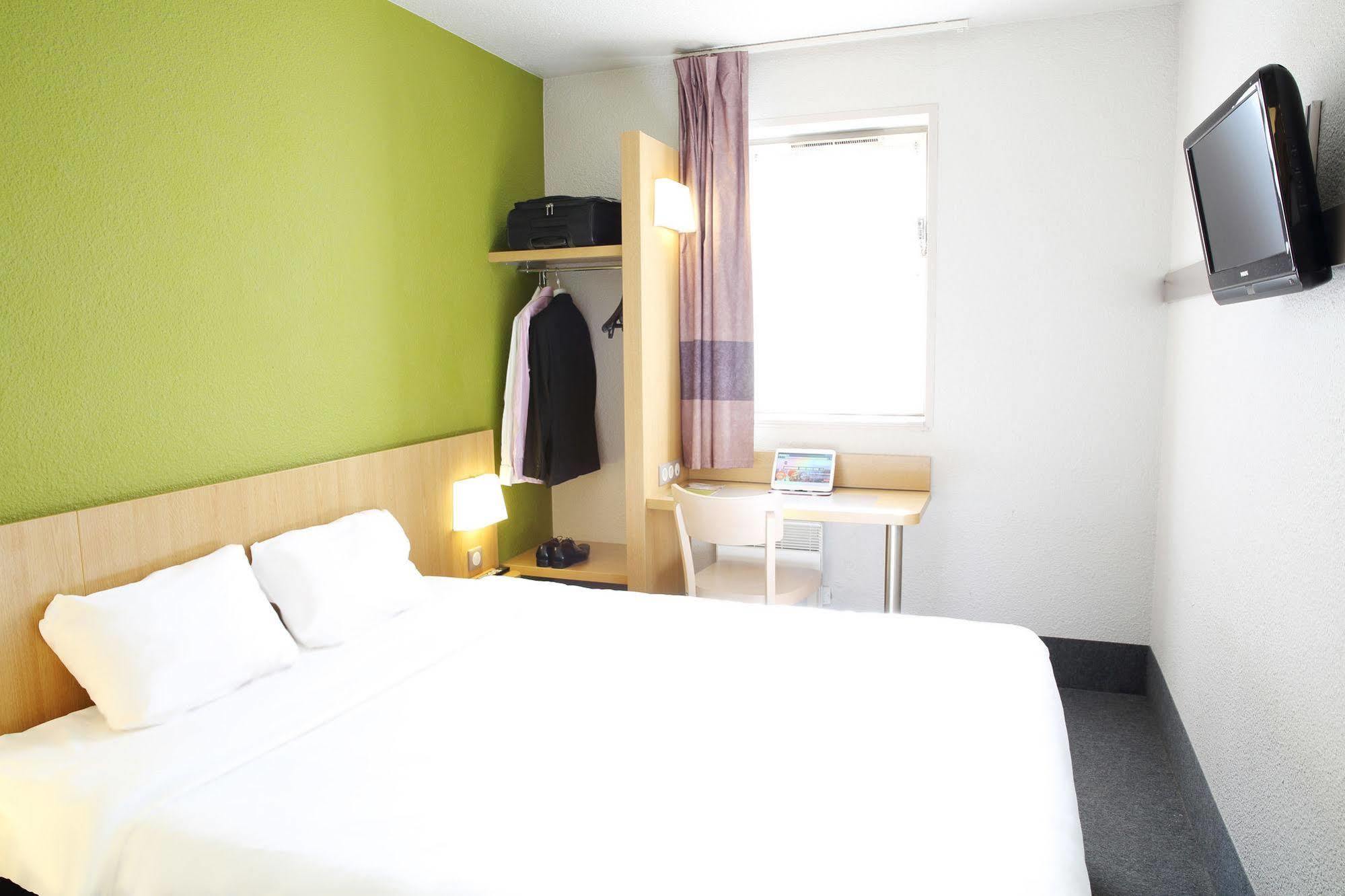 B&B Hotel Marseille Estaque Bagian luar foto